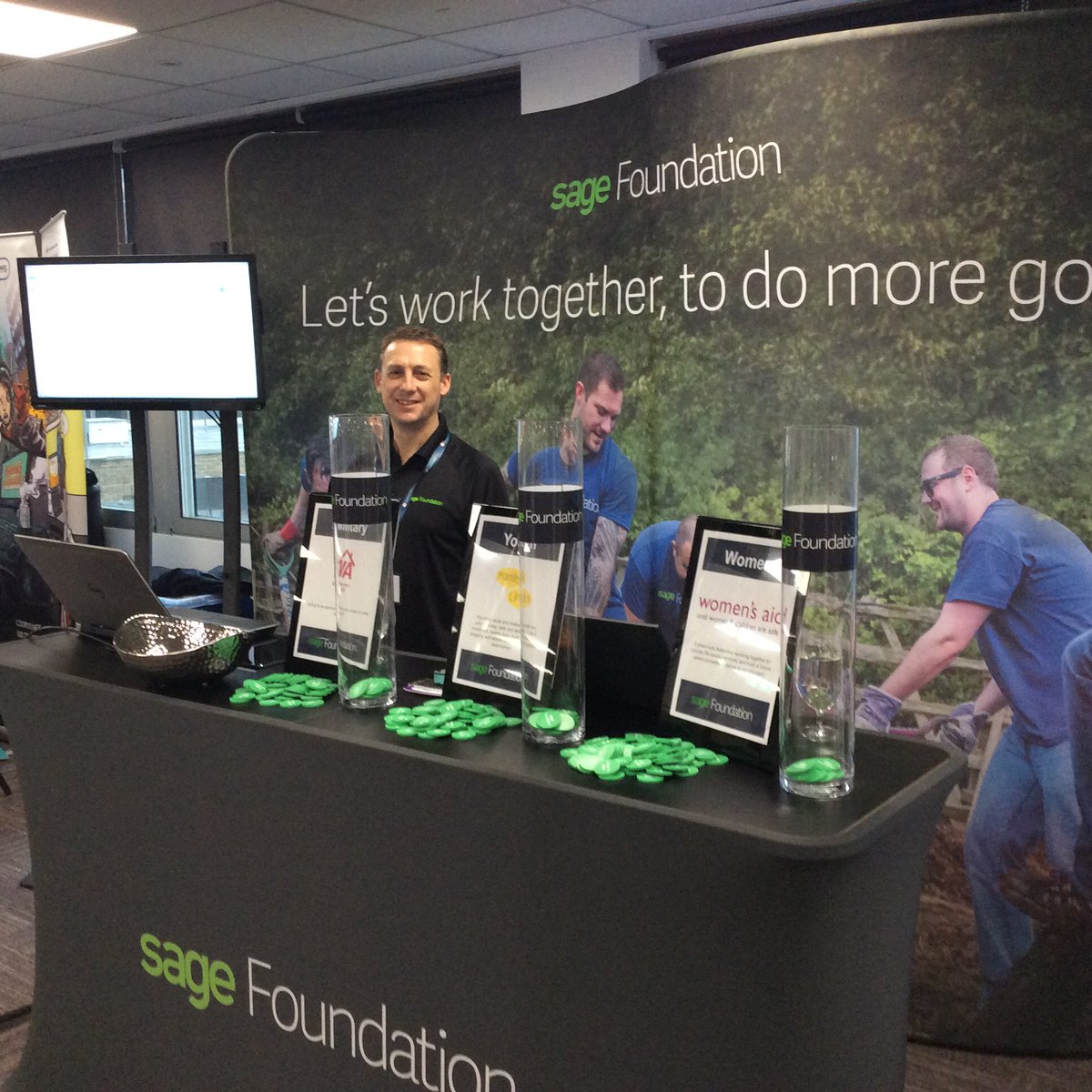 Exhibits and Demo Stage